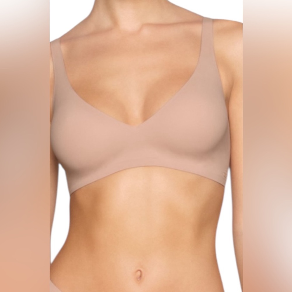 SKIMS Nude Bra